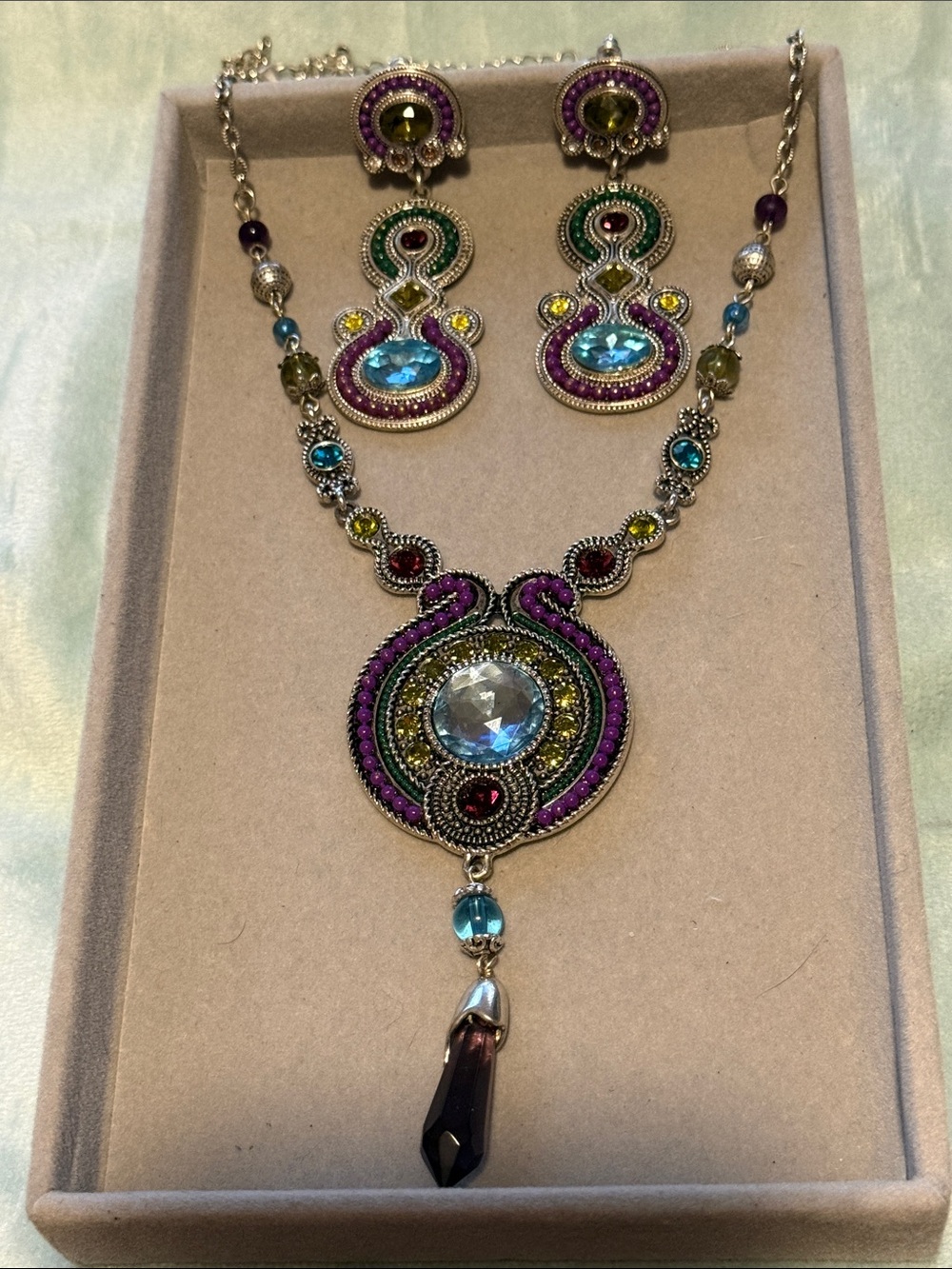 Multicolor Crystal Pendant Necklace and Earring Set - Women Jewelry